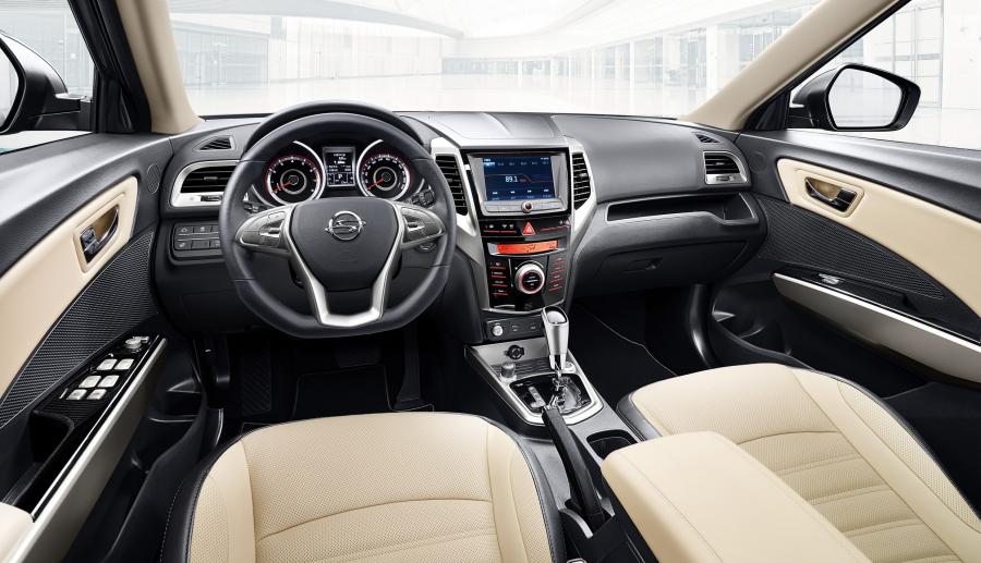  SsangYong Tivoli 2015 года  (KR) (фото 12 из 20)